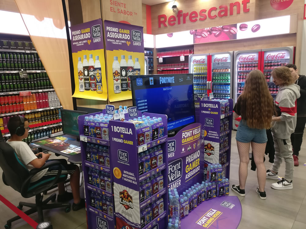 Blue Pad brand gaming activation